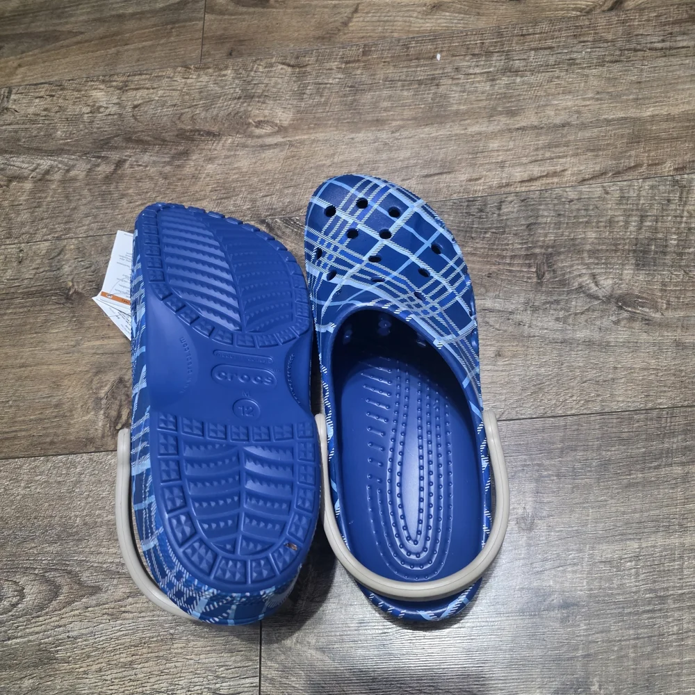 CROCS comfort sandals